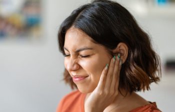 woman with Tinnitus